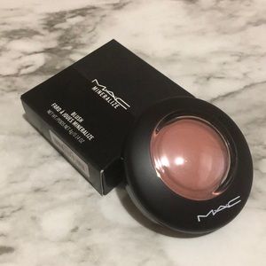 MAC blush
